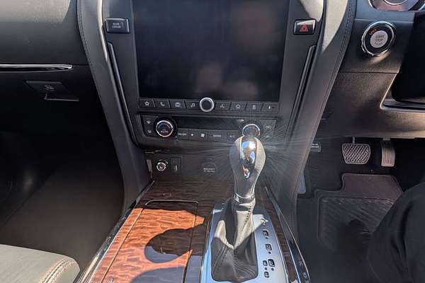 2025 Nissan Patrol Ti-L Y62