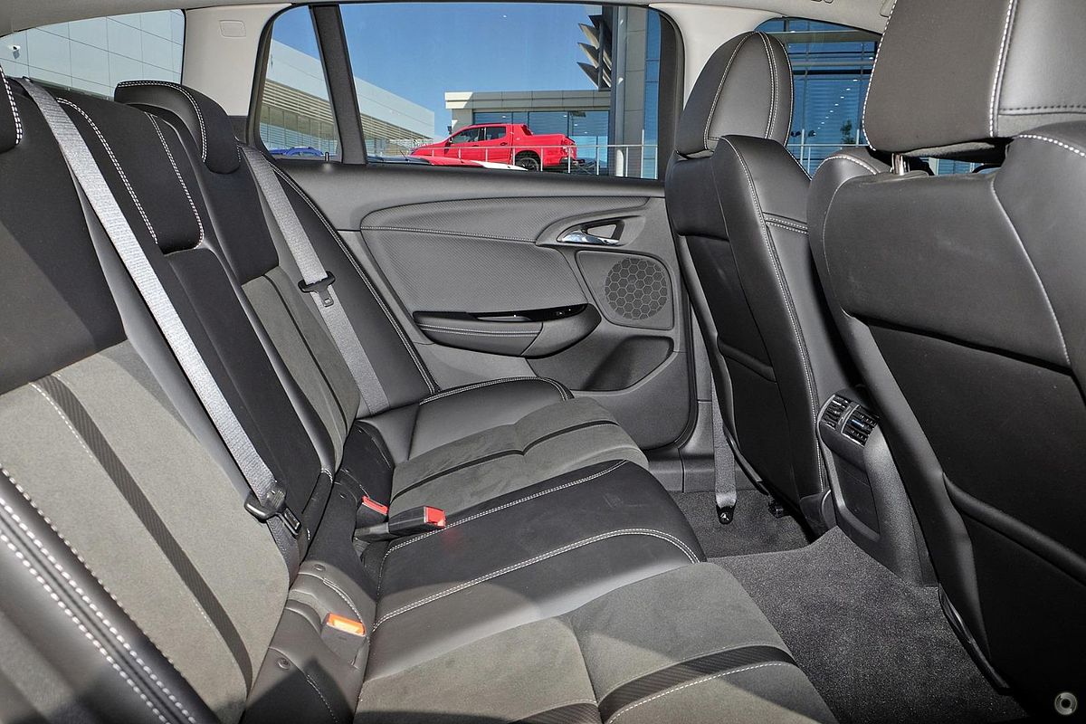 2017 Holden Commodore SV6 VF Series II