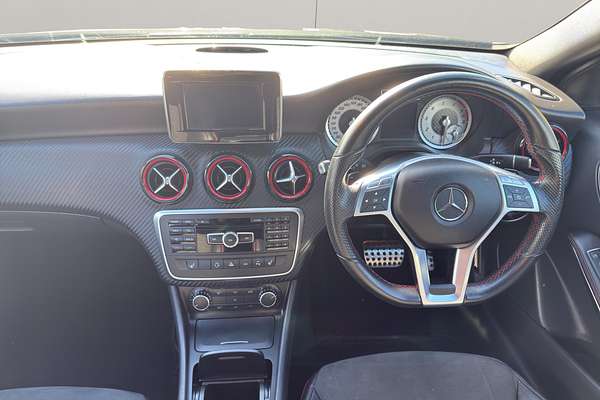 2014 Mercedes-Benz 250 AMG LINE