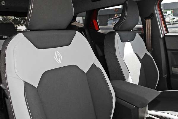 2025 Renault Duster Techno X1311