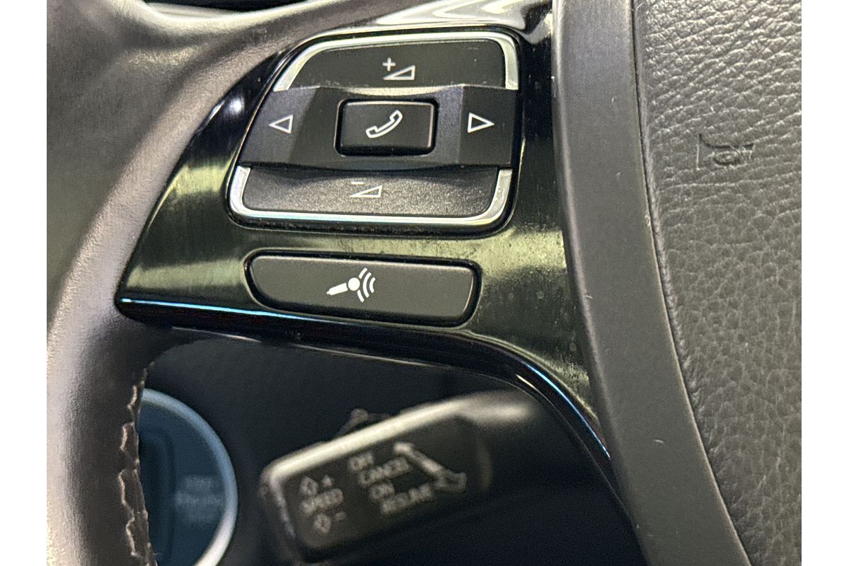 2017 Volkswagen Touareg V8 TDI R-Line 7P