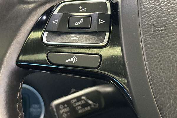 2017 Volkswagen Touareg V8 TDI R-Line 7P