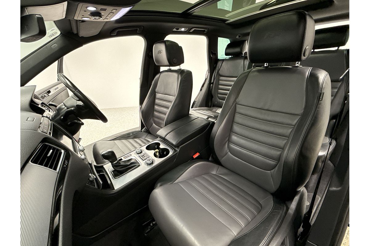 2017 Volkswagen Touareg V8 TDI R-Line 7P