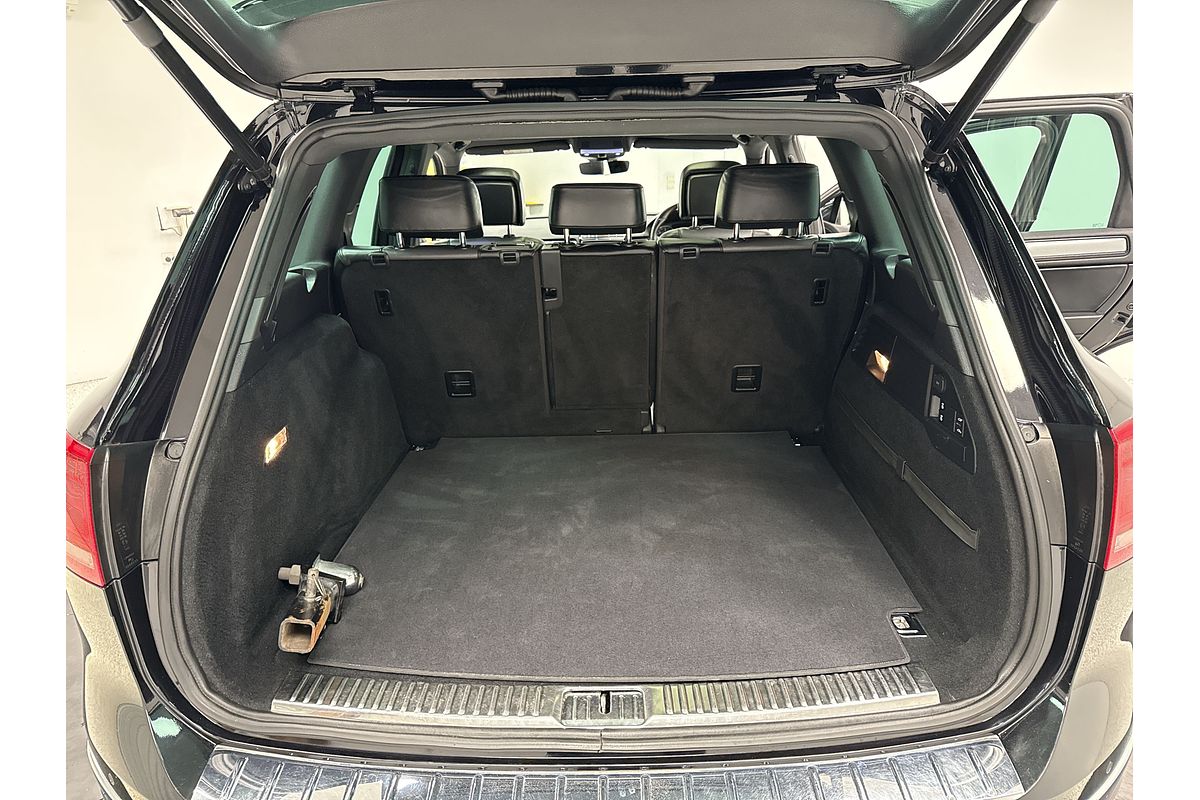 2017 Volkswagen Touareg V8 TDI R-Line 7P