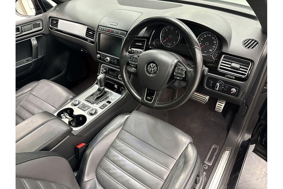 2017 Volkswagen Touareg V8 TDI R-Line 7P
