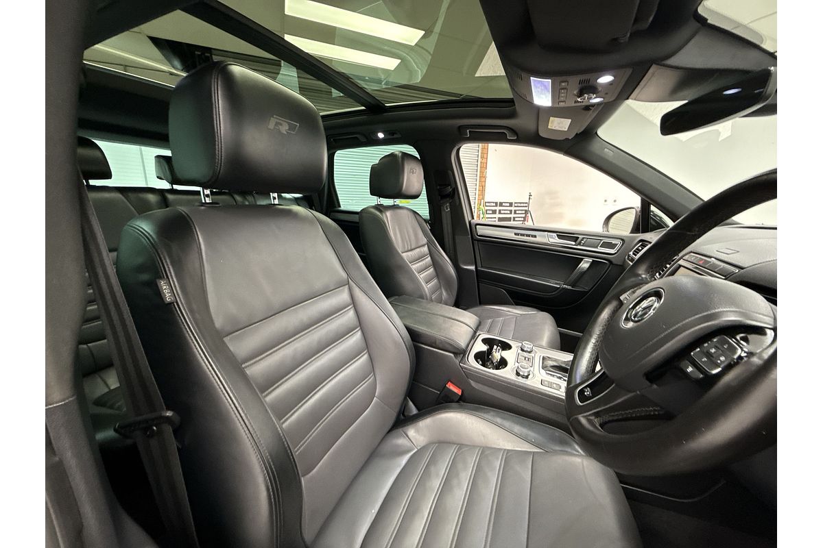 2017 Volkswagen Touareg V8 TDI R-Line 7P