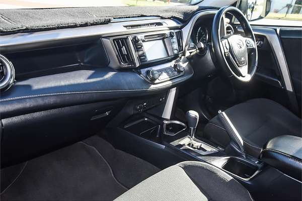 2017 Toyota RAV4 GXL ASA44R