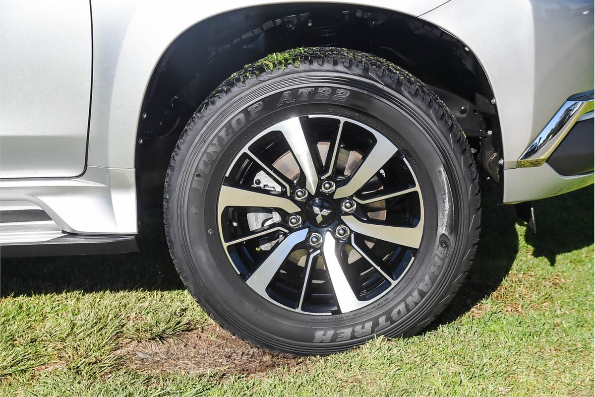 2017 Mitsubishi Pajero Sport GLS QE