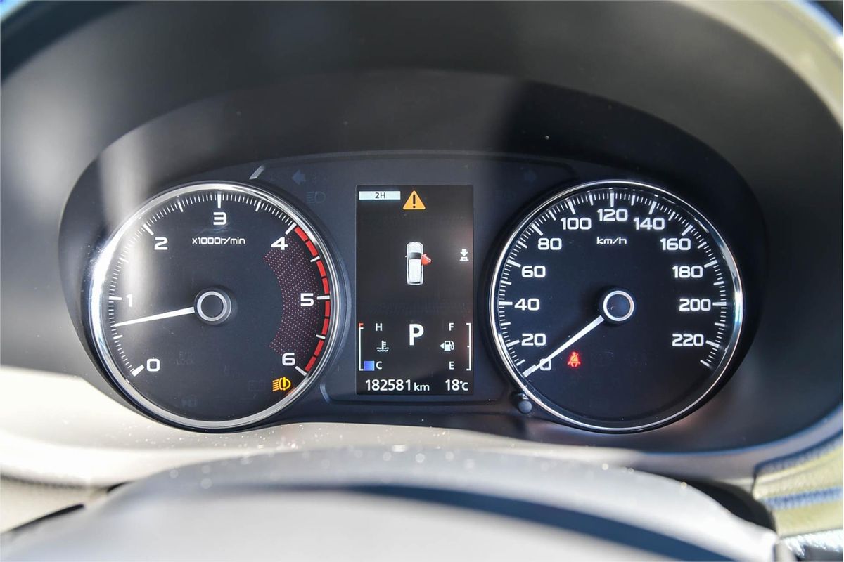 2017 Mitsubishi Pajero Sport GLS QE