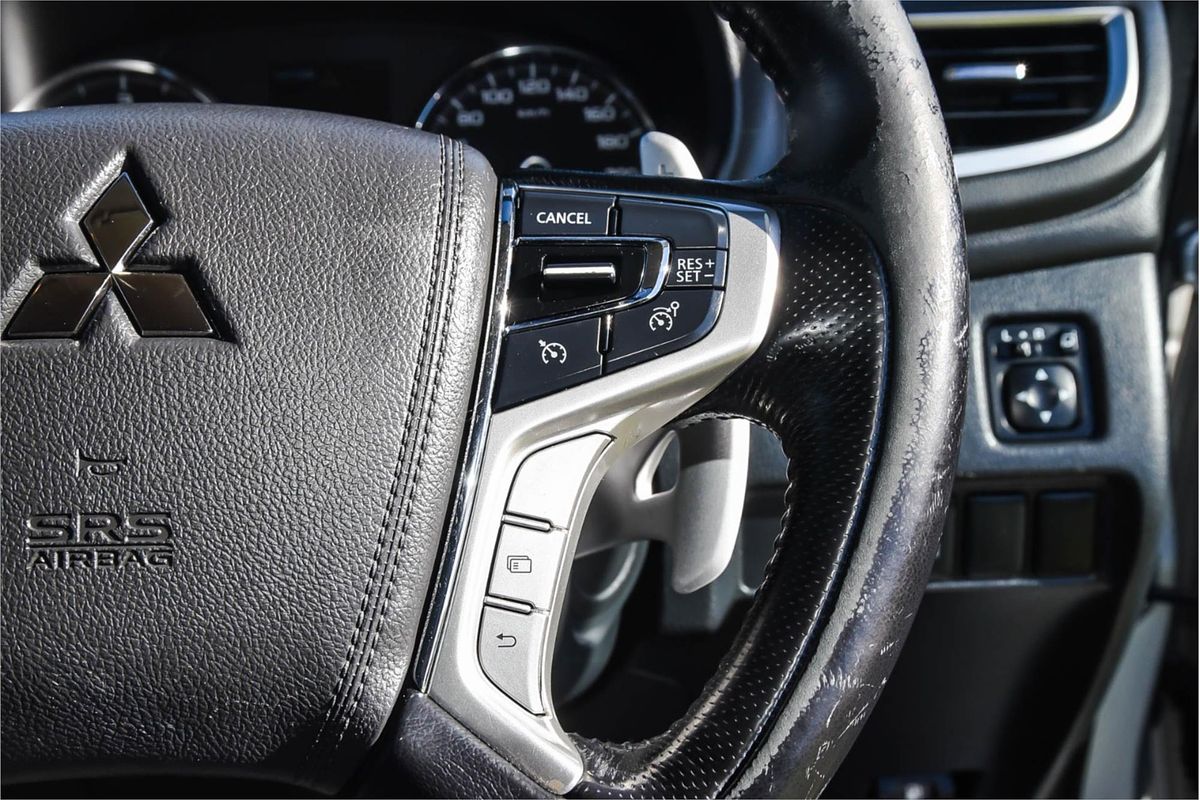 2017 Mitsubishi Pajero Sport GLS QE