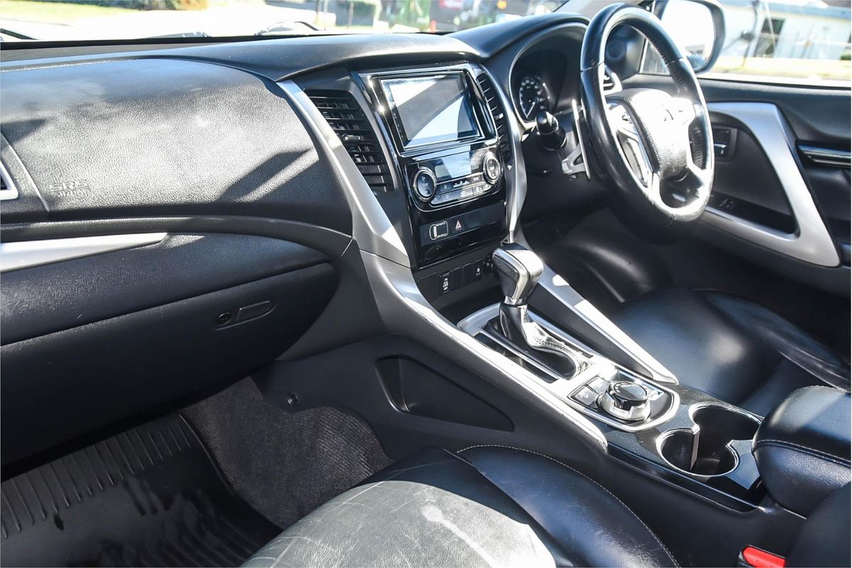 2017 Mitsubishi Pajero Sport GLS QE