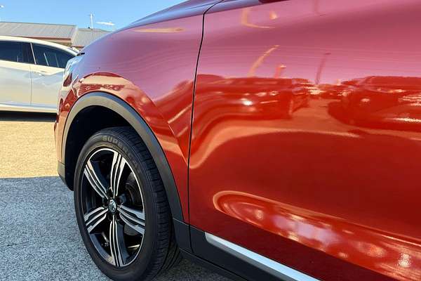 2019 MG ZS Essence AZS1