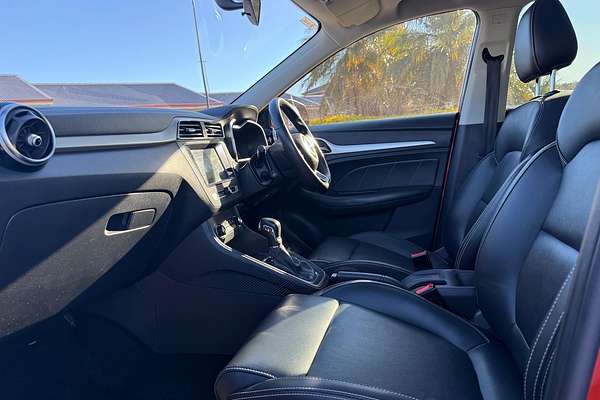 2019 MG ZS Essence AZS1