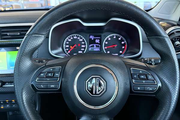 2019 MG ZS Essence AZS1