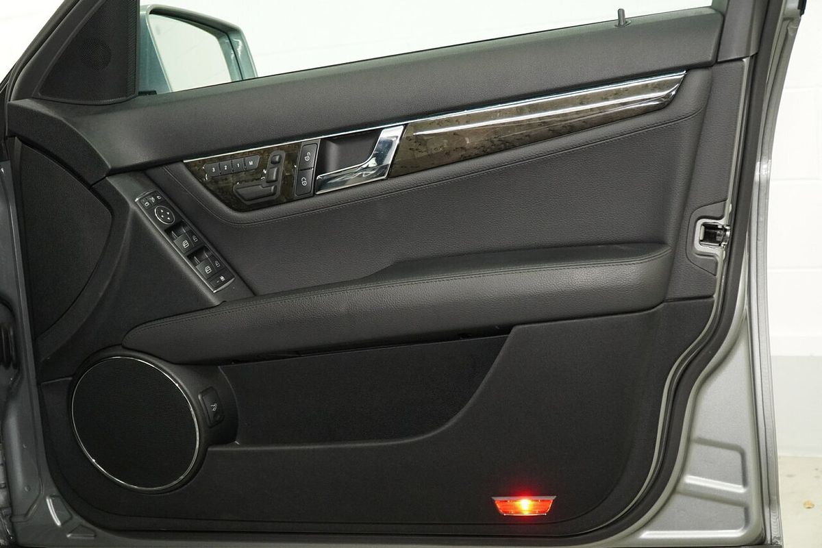 2010 Mercedes-Benz C-Class C250 CGI Avantgarde W204