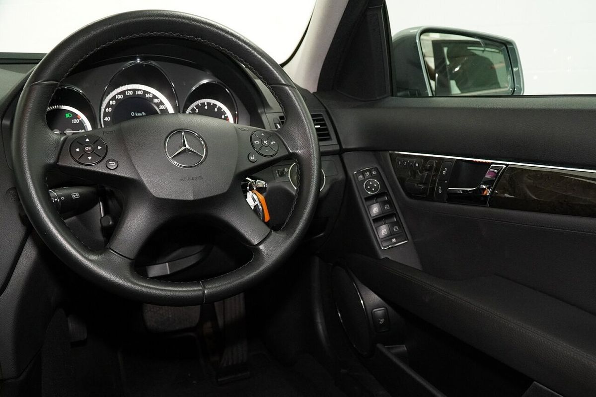 2010 Mercedes-Benz C-Class C250 CGI Avantgarde W204