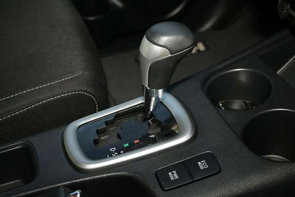 2020 Toyota Hilux SR5 GUN126R 4X4