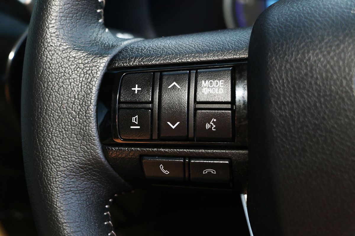 2020 Toyota Hilux SR5 GUN126R 4X4