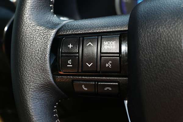 2020 Toyota Hilux SR5 GUN126R 4X4