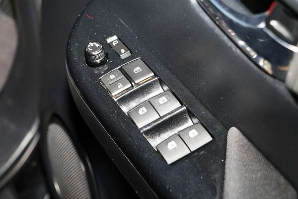 2020 Toyota Hilux SR5 GUN126R 4X4