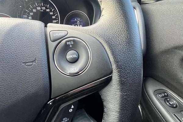 2016 Honda HR-V VTi-S