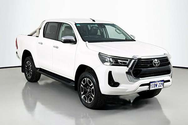 2020 Toyota Hilux SR5 GUN126R 4X4
