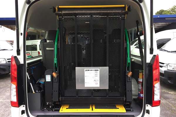 2021 Toyota Hiace SLWB COMMUTER (12 SEATS) GDH322R