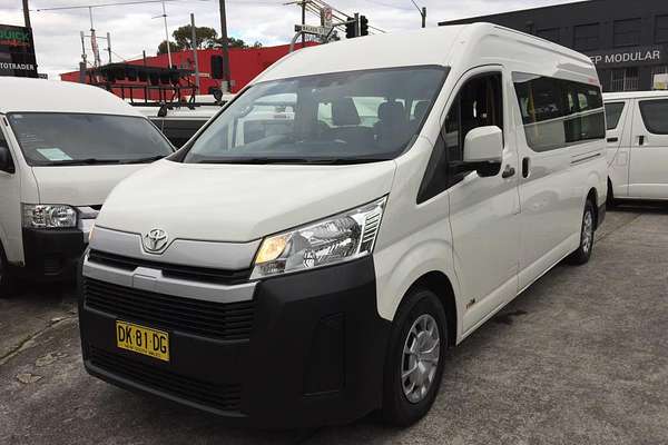 2021 Toyota Hiace SLWB COMMUTER (12 SEATS) GDH322R