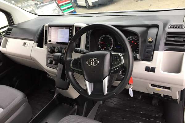 2021 Toyota Hiace SLWB COMMUTER (12 SEATS) GDH322R