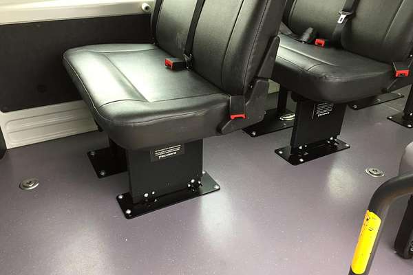 2021 Toyota Hiace SLWB COMMUTER (12 SEATS) GDH322R