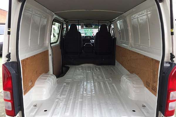 2019 Toyota Hiace LWB TRH201R MY16