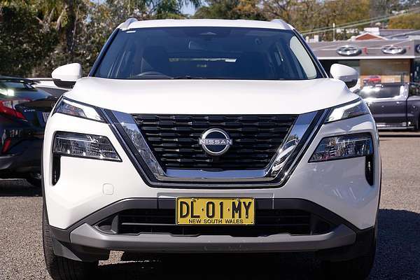 2024 Nissan X-TRAIL ST T33