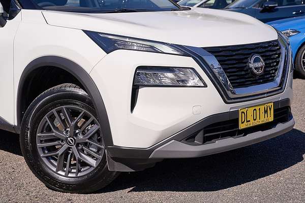 2024 Nissan X-TRAIL ST T33
