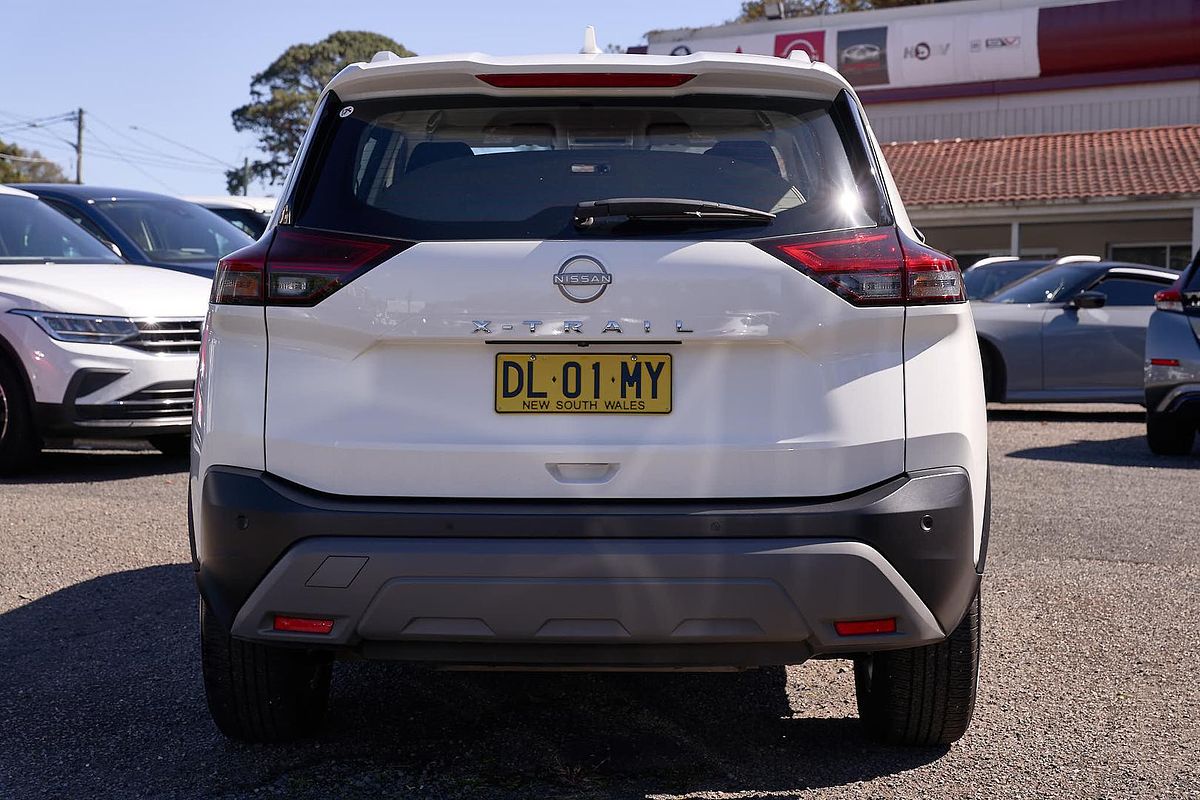 2024 Nissan X-TRAIL ST T33
