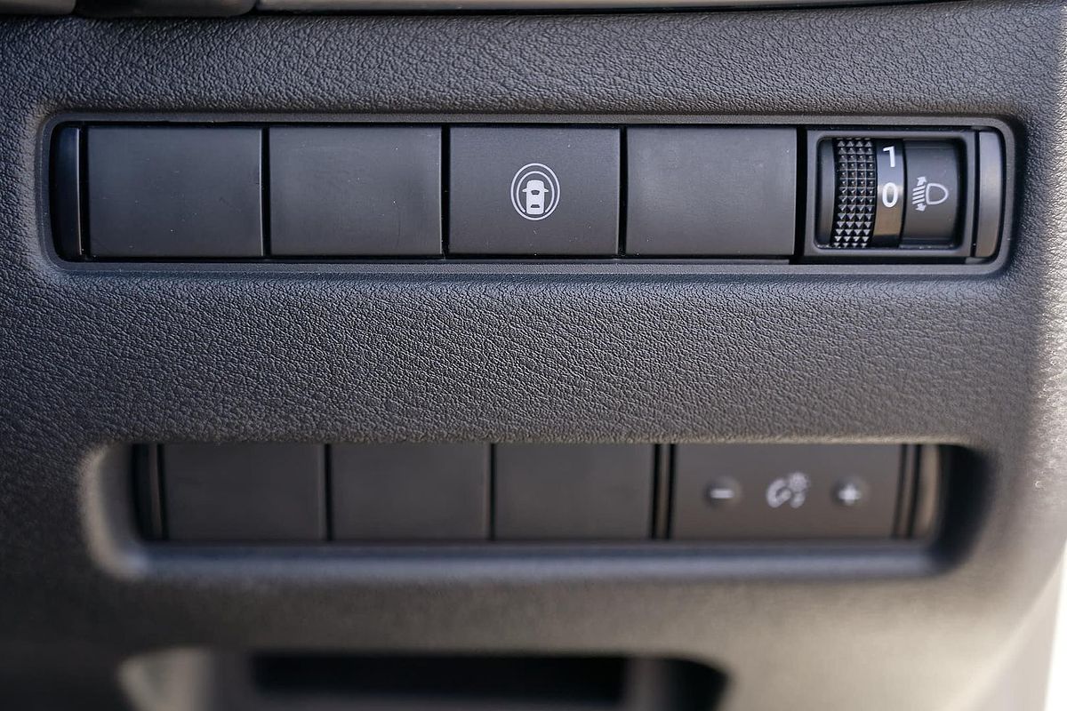2024 Nissan X-TRAIL ST T33