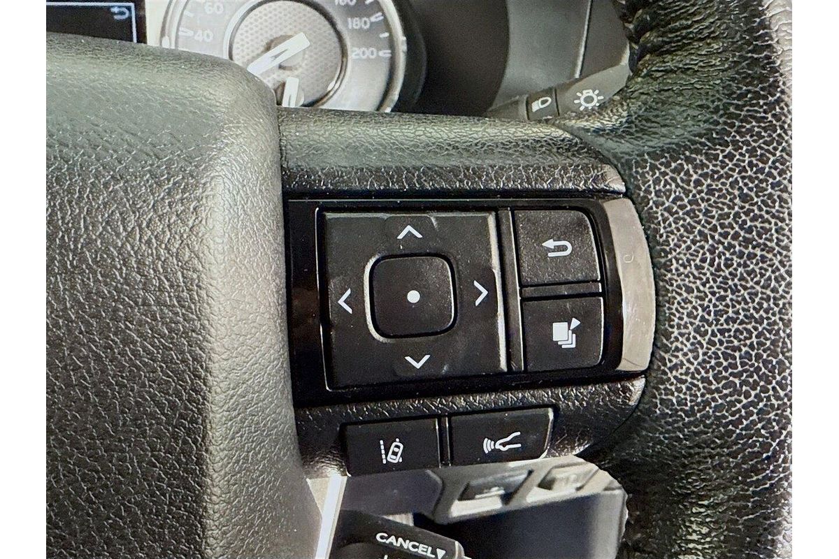 2020 Toyota Hilux SR5 GUN126R 4X4