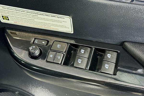 2020 Toyota Hilux SR5 GUN126R 4X4