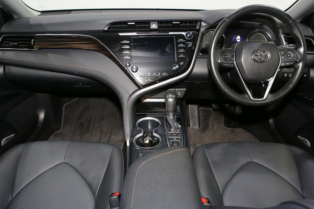 2019 Toyota Camry SL GSV70R