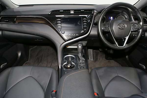 2019 Toyota Camry SL GSV70R