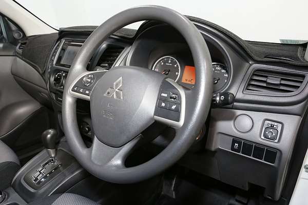 2016 Mitsubishi Triton GLX MQ 4X4