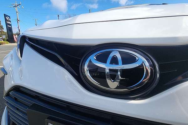 2021 Toyota Camry Ascent AXVA70R
