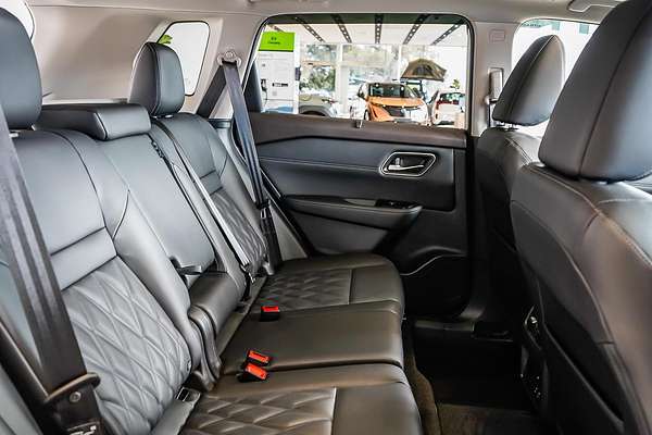 2025 Nissan X-TRAIL Ti-L e-POWER T33