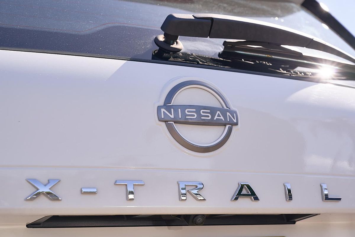 2024 Nissan X-TRAIL ST T33