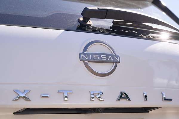 2024 Nissan X-TRAIL ST T33