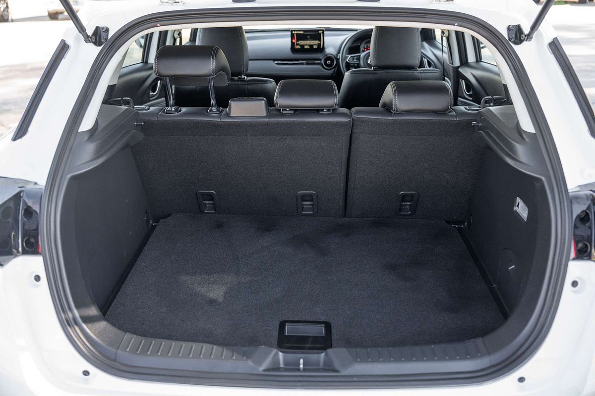 2023 Mazda CX-3 sTouring DK