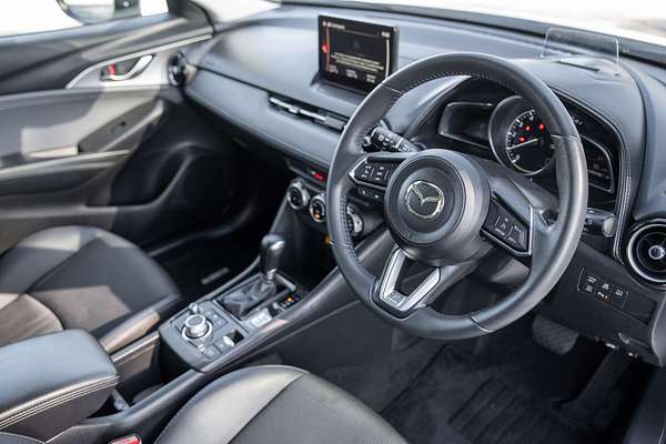 2023 Mazda CX-3 sTouring DK