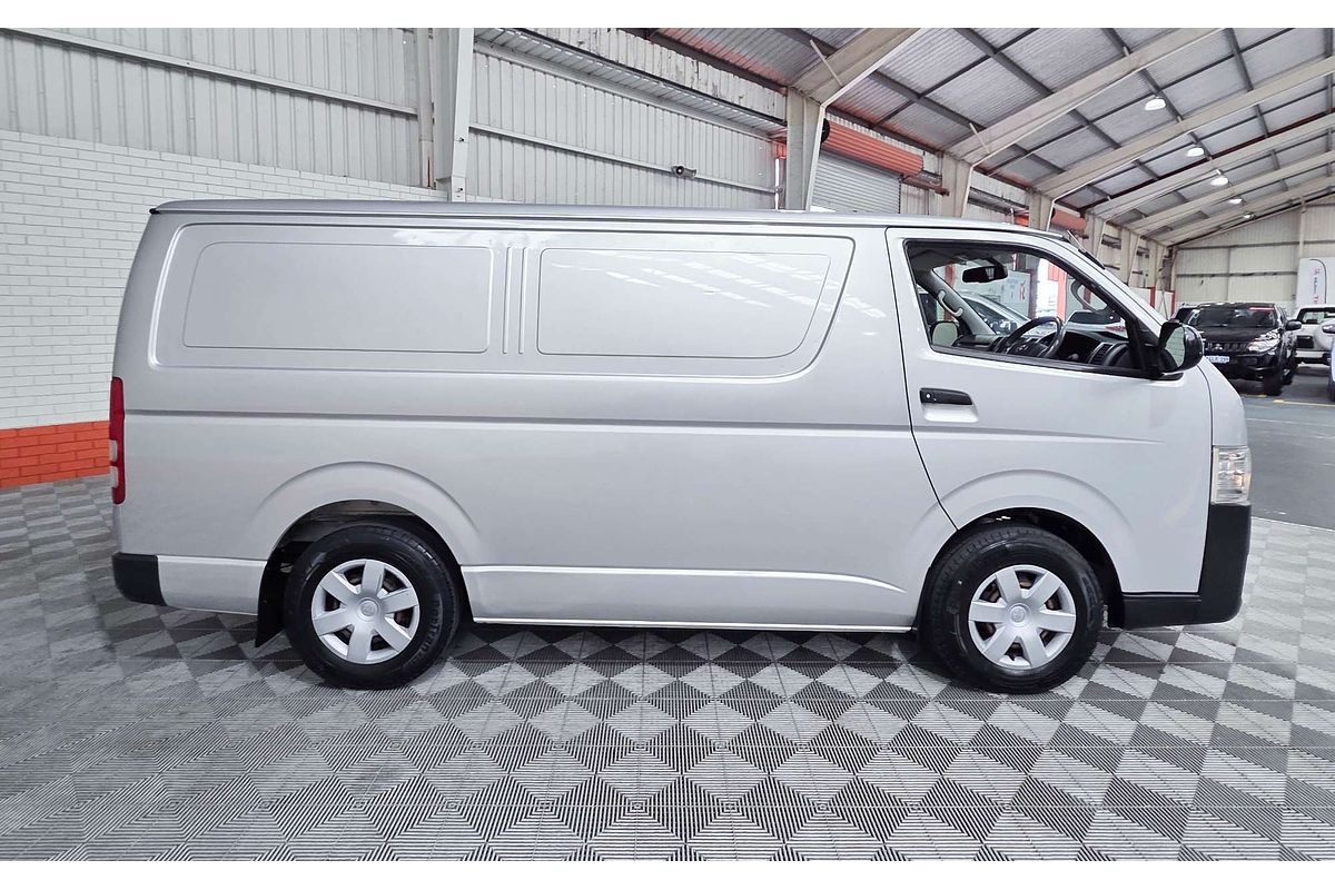 2015 Toyota Hiace TRH201R LWB