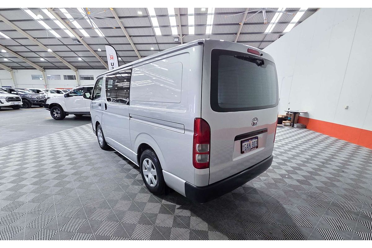 2015 Toyota Hiace TRH201R LWB