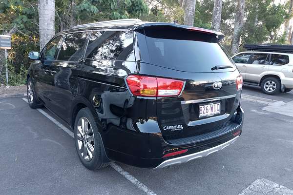 2016 Kia Carnival Platinum YP