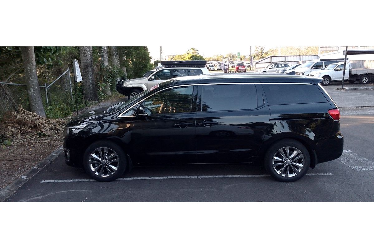 2016 Kia Carnival Platinum YP